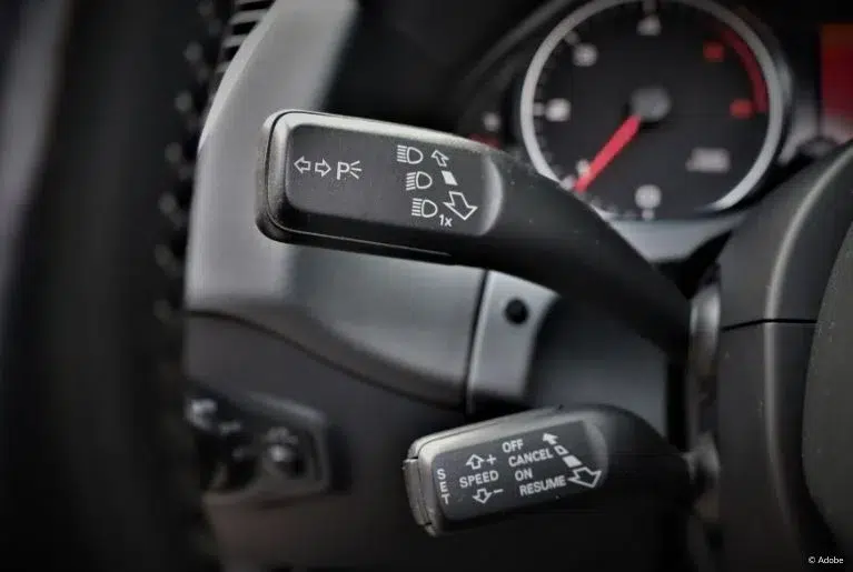 The multifunction switch of an Audi Q5. The switches turn on headlights and blinkers.